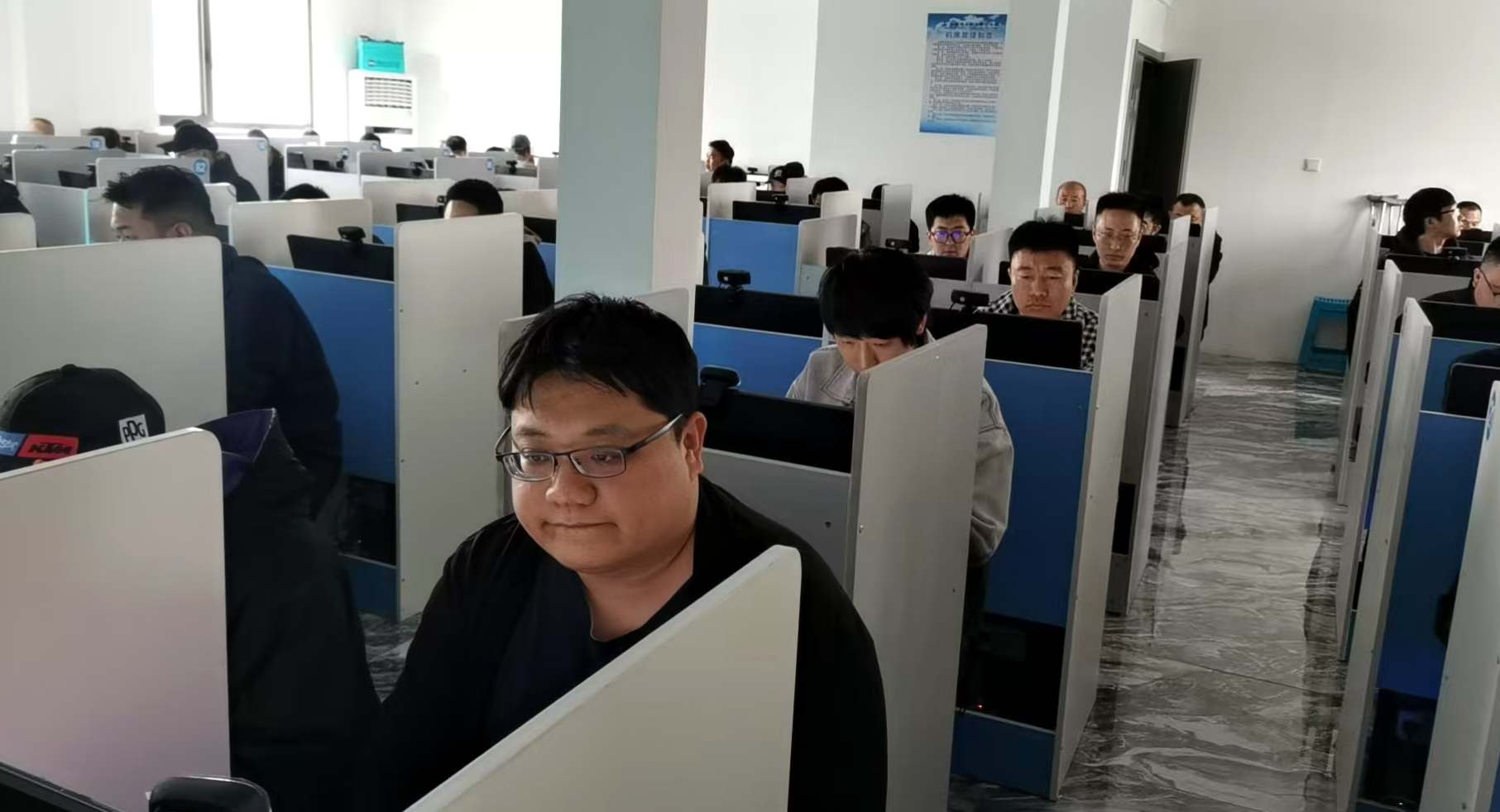 微信图片_20250414111958_副本.jpg